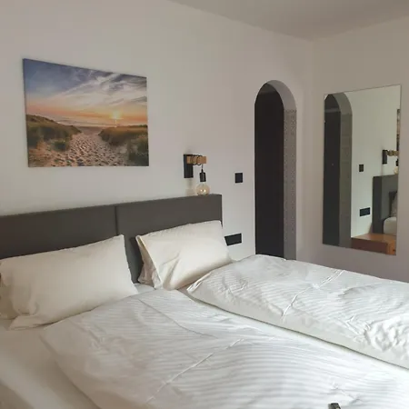 Embacher Gmbh & Co Kg B&B 3*