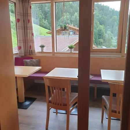 Embacher Frühstückspension Viehhofen
