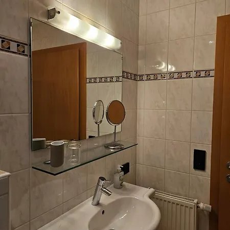 Embacher Gmbh & Co Kg 3*