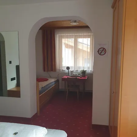 住宿加早餐酒店 Embacher Gmbh & Co Kg 3*