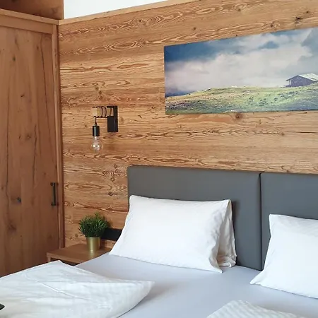 Embacher Gmbh & Co Kg 3* 菲霍芬