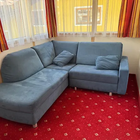 Embacher Gmbh & Co Kg 住宿加早餐酒店